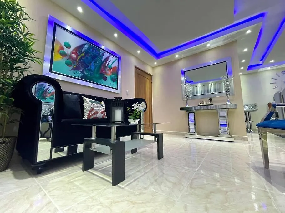 Apartamento En Residencial Privado Santo Domingo Este 아파트